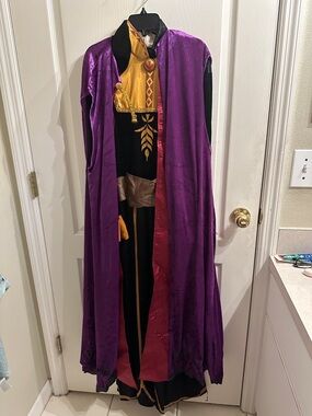 Disney Frozen II Anna Costume Dress and Cape 🎃